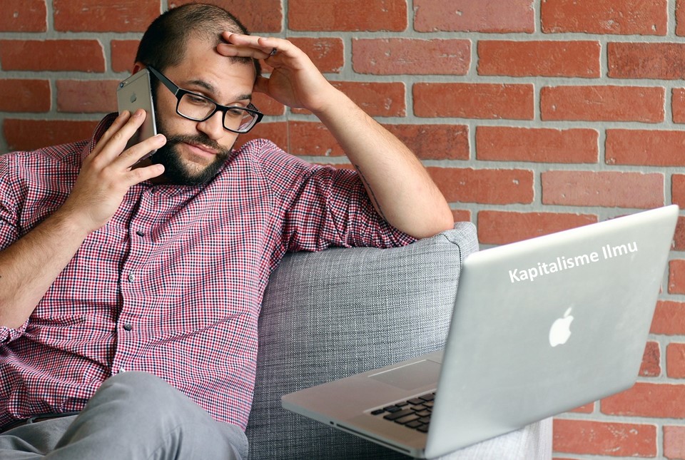 Dosen, Jurnal, dan Kapitalisme Ilmu Saat Pikiran Harus Berbayar